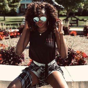 Meet your Posher, Helen